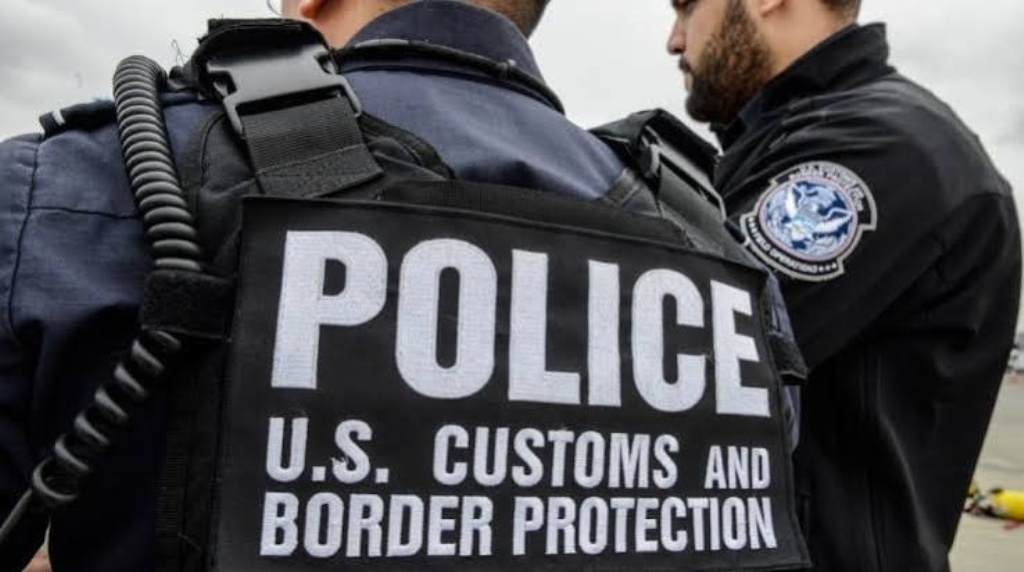 U.S. Customs Agents are Now Detaining American Citizens at the Border for Writing Negative Tweets about Israeli Politicians