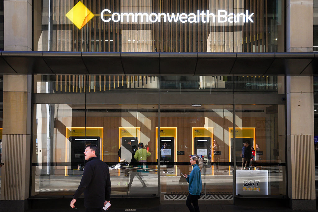 Commonwealth Bank Posts .9 Billion Profit, Warns of Slowing Economy