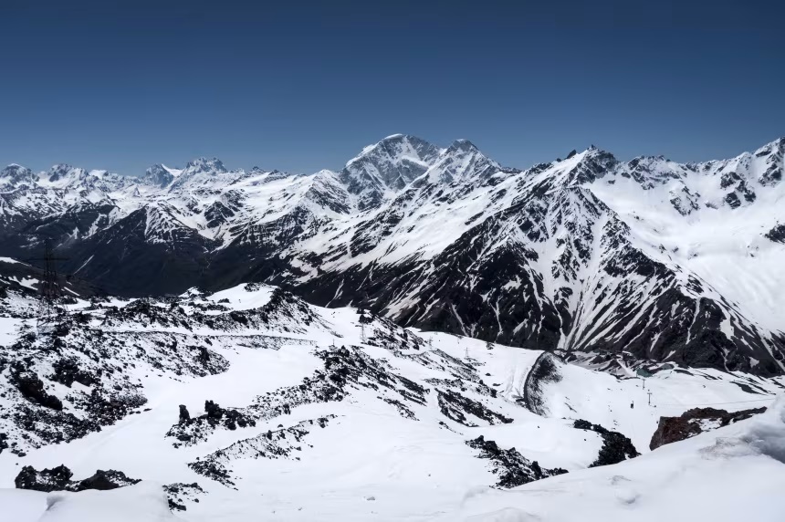 At Least 11 Killed after Avalanche Hits Climbers in Russia’s North Caucasus