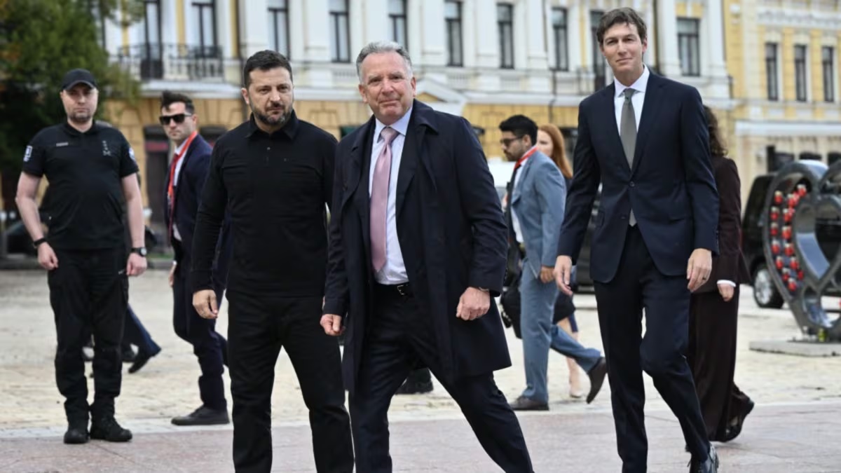 Trump Envoys Hold Talks with Zelenskyy in Kyiv after Meeting Putin in Moscow