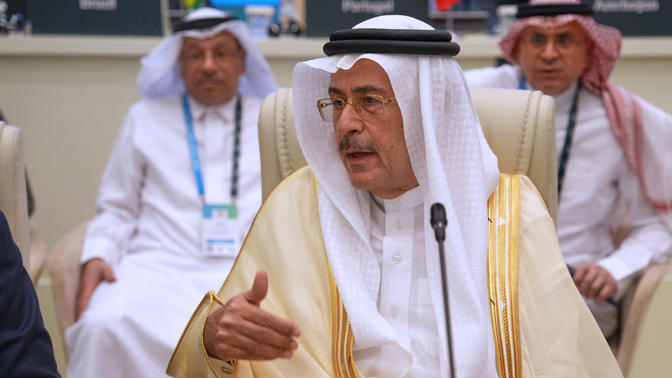 Saudi oil boss issues global supply warning — RT Business News