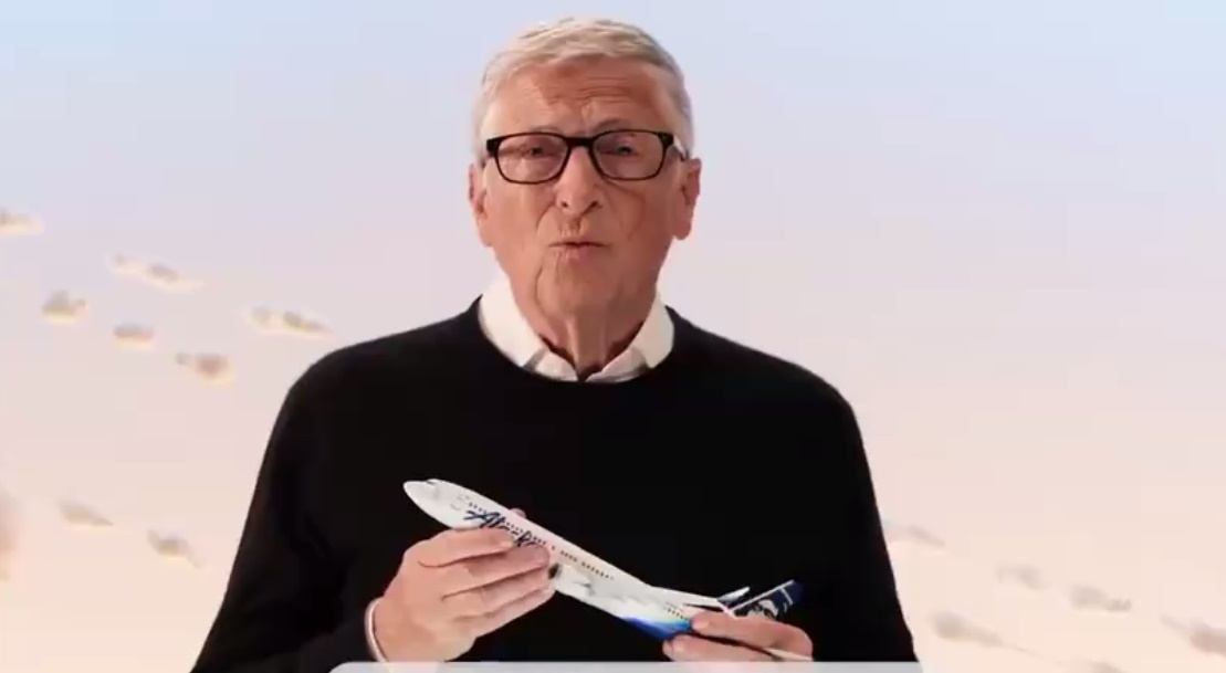 Bill Gates – The Contrails are Not Emissions they are Clouds