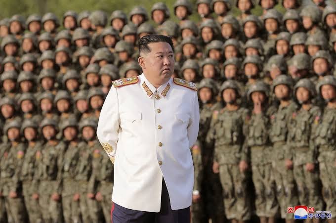 Kim Jong-un has Fallen into a Coma and has been Urgently Hospitalized, According to the British Tabloid The Sun